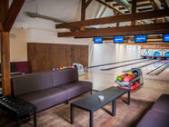 XBowling Kyje - 4 profesionální dráhy v atraktivním bowlingovém centru